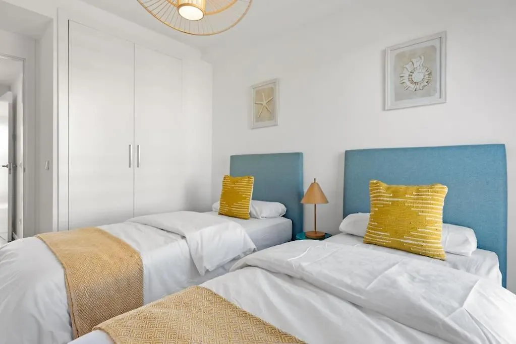 Beautiful Penthouse With Large Terrace Apartment Estepona